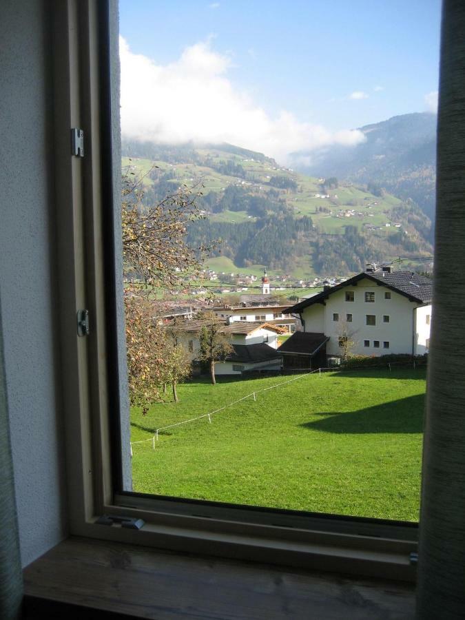 Bahlerhof - Luxner Annelies Lägenhet Ried im Zillertal Exteriör bild
