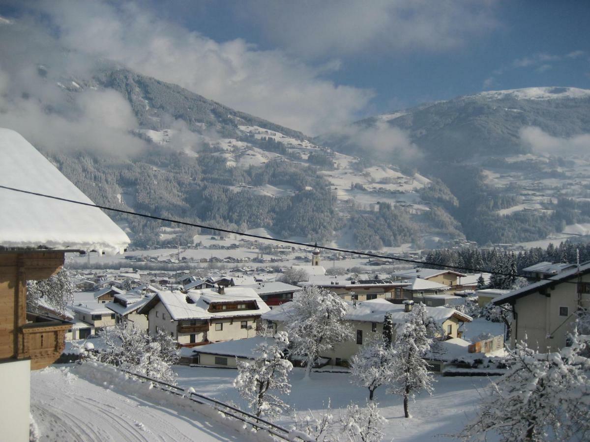 Bahlerhof - Luxner Annelies Lägenhet Ried im Zillertal Exteriör bild